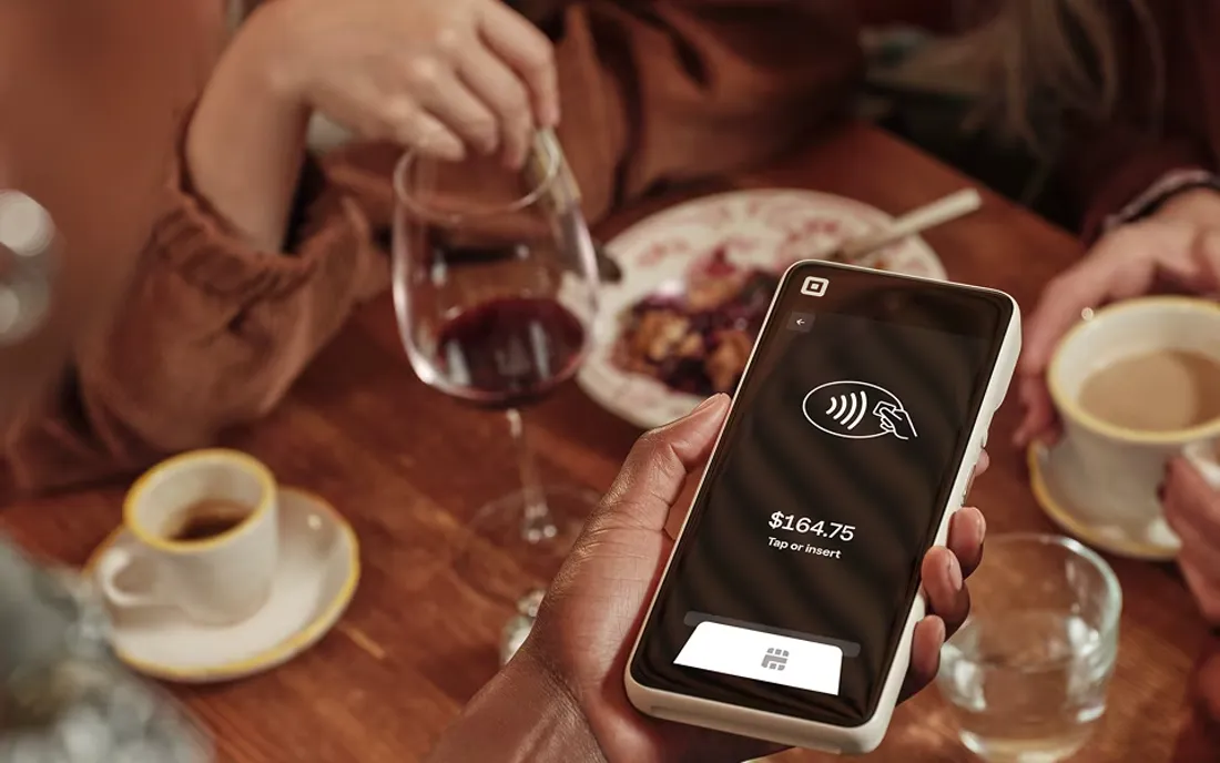 Square Handheld — slim mobile card reader